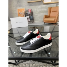 Givenchy Sneakers